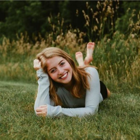 Meet your Posher, Mckenna - Picture 1 of 1